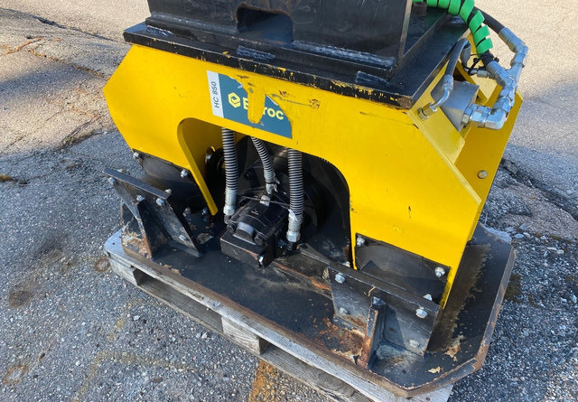 Atlas CopcoHC 850 - Виброплоча, Прикачен инвентар: снимка 3 Atlas CopcoHC 850 - Виброплоча, Прикачен инвентар: снимка 3