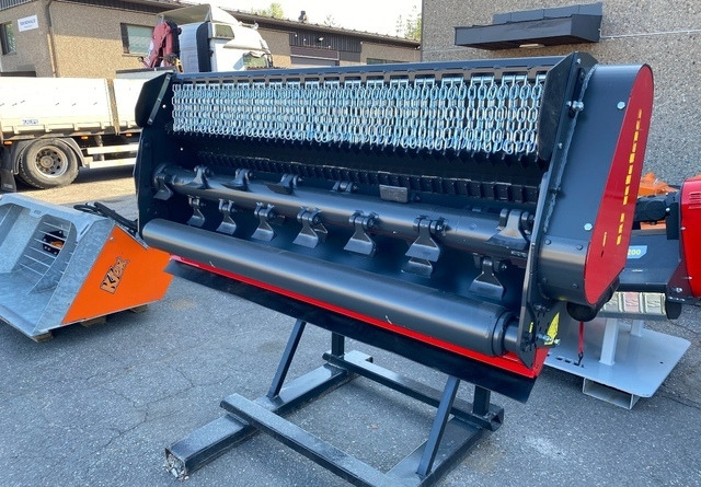 Seppi M H-SMO-B -200 ja SMO-H3-125 - Горски мулчер: снимка 1 Seppi M H-SMO-B -200 ja SMO-H3-125 - Горски мулчер: снимка 1