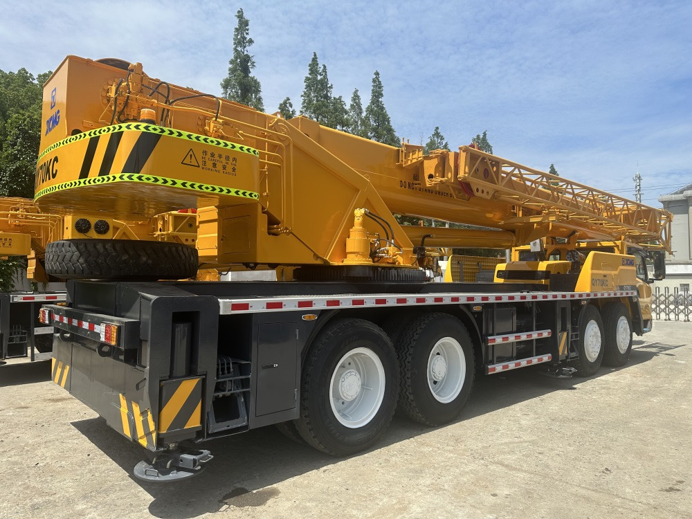 XCMG 70 ton QY70KC XCT75 QY75K QY70KS QY50KC QY100K truck crane - Автокран: снимка 4 XCMG 70 ton QY70KC XCT75 QY75K QY70KS QY50KC QY100K truck crane - Автокран: снимка 4