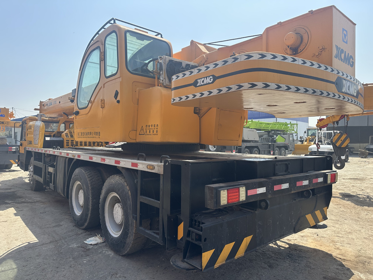 XCMG QY25K 25 ton truck crane - Автокран: снимка 4 XCMG QY25K 25 ton truck crane - Автокран: снимка 4