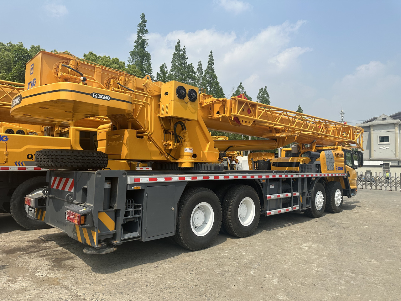 XCMG qy50ka qy50kc qy50k xct50 xct55 50 ton 55t truck crane - Автокран: снимка 3 XCMG qy50ka qy50kc qy50k xct50 xct55 50 ton 55t truck crane - Автокран: снимка 3