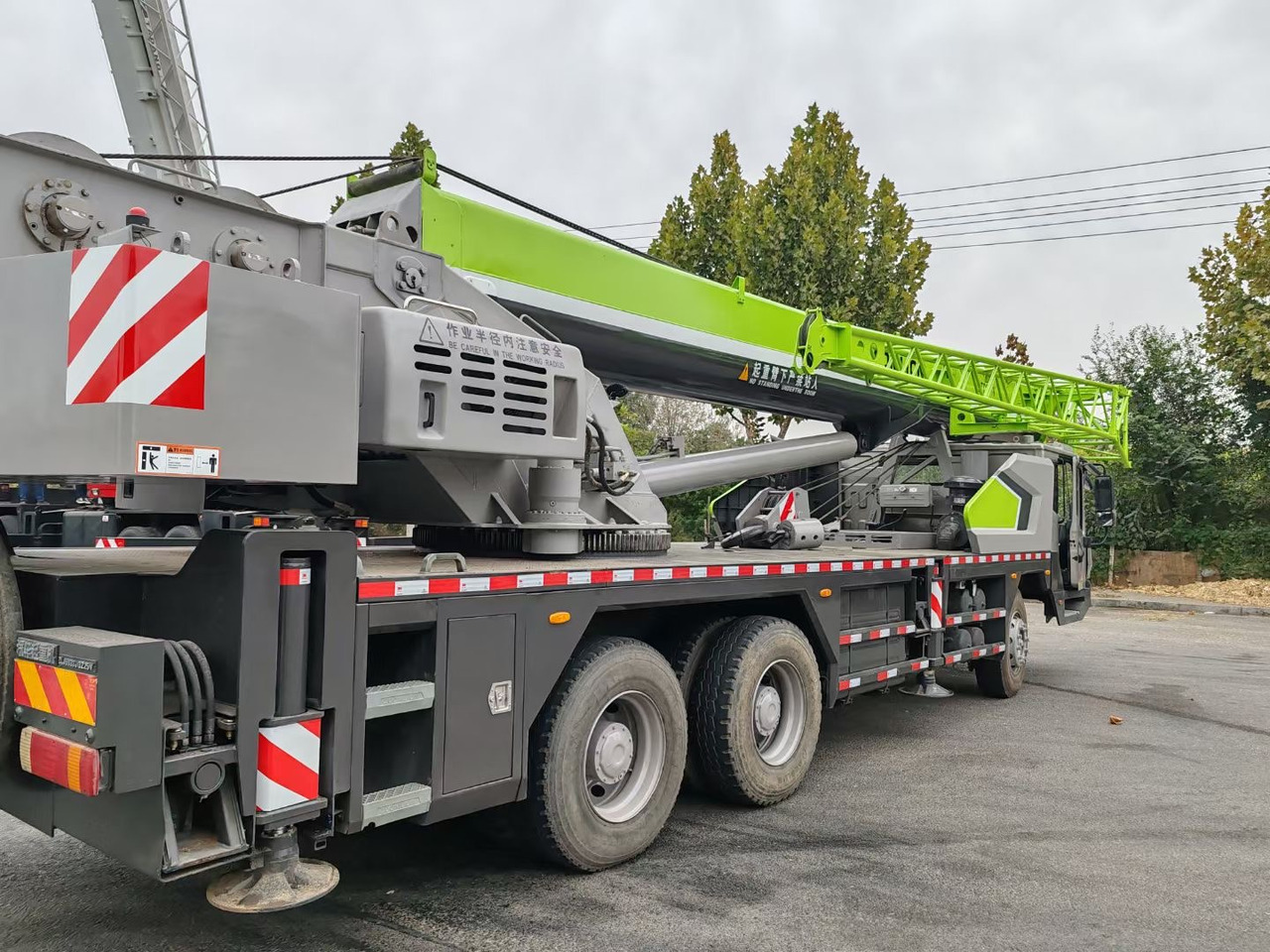 ZOOMLION ZTC251V 25 TON TRUCK CRANE - Автокран: снимка 4 ZOOMLION ZTC251V 25 TON TRUCK CRANE - Автокран: снимка 4