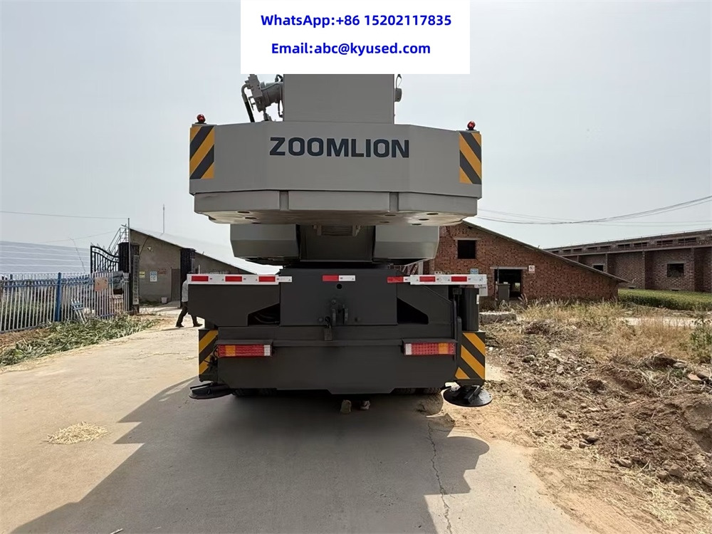 ZOOMLION ZTC700V QY70V 50Ton 70ton truck crane - Автокран: снимка 5 ZOOMLION ZTC700V QY70V 50Ton 70ton truck crane - Автокран: снимка 5