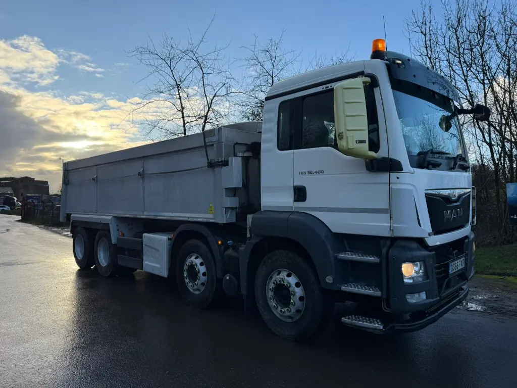 MAN TGS 32.400 Tipper 8x4 - RHD - Самосвал камион: снимка 3 MAN TGS 32.400 Tipper 8x4 - RHD - Самосвал камион: снимка 3
