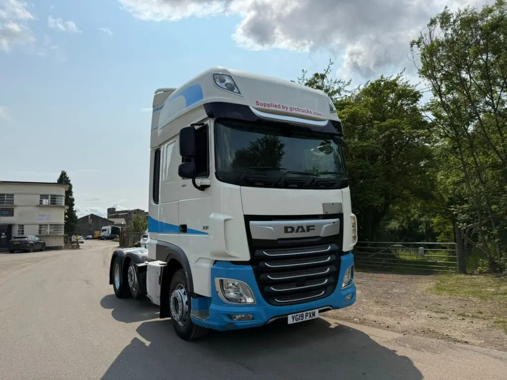 DAF XF 105 (PXM) - Влекач: снимка 2 DAF XF 105 (PXM) - Влекач: снимка 2