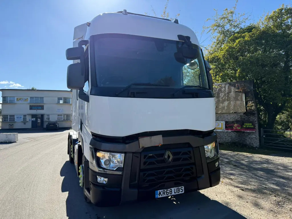 Renault T 480 (UBS) - Влекач: снимка 2 Renault T 480 (UBS) - Влекач: снимка 2