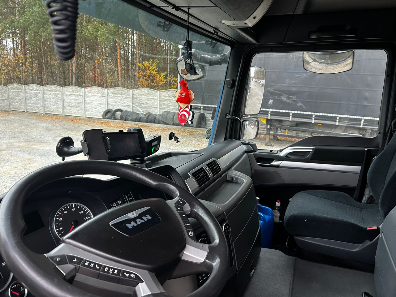 MAN TGL - Автовоз камион: снимка 4 MAN TGL - Автовоз камион: снимка 4