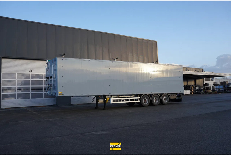 Kraker K-Force Fifth wheel 1250mm 90cbm 3 in stock - С плъзгащ под полуремарке: снимка 1 Kraker K-Force Fifth wheel 1250mm 90cbm 3 in stock - С плъзгащ под полуремарке: снимка 1