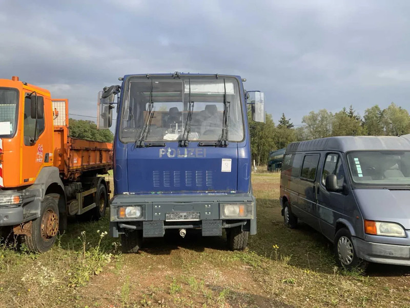 Mercedes-Benz SK 2629 6x6 - Шаси кабина: снимка 3 Mercedes-Benz SK 2629 6x6 - Шаси кабина: снимка 3