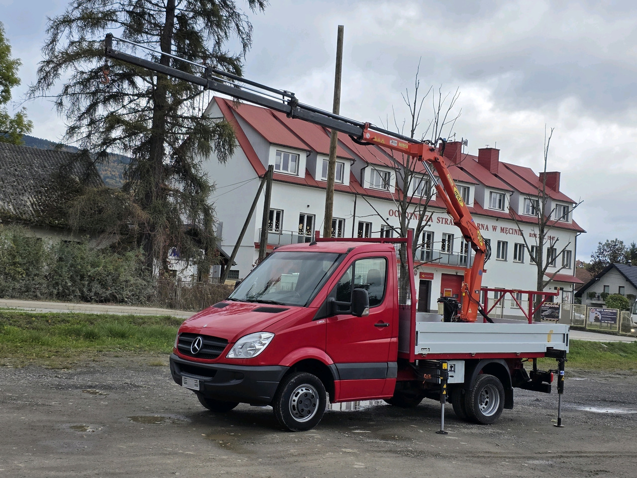 Mercedes-Benz Sprinter 418 CDI Skrzynia +HDS 10.5 M +Pilot  ! 87000km ! - Бордови бус: снимка 2 Mercedes-Benz Sprinter 418 CDI Skrzynia +HDS 10.5 M +Pilot  ! 87000km ! - Бордови бус: снимка 2