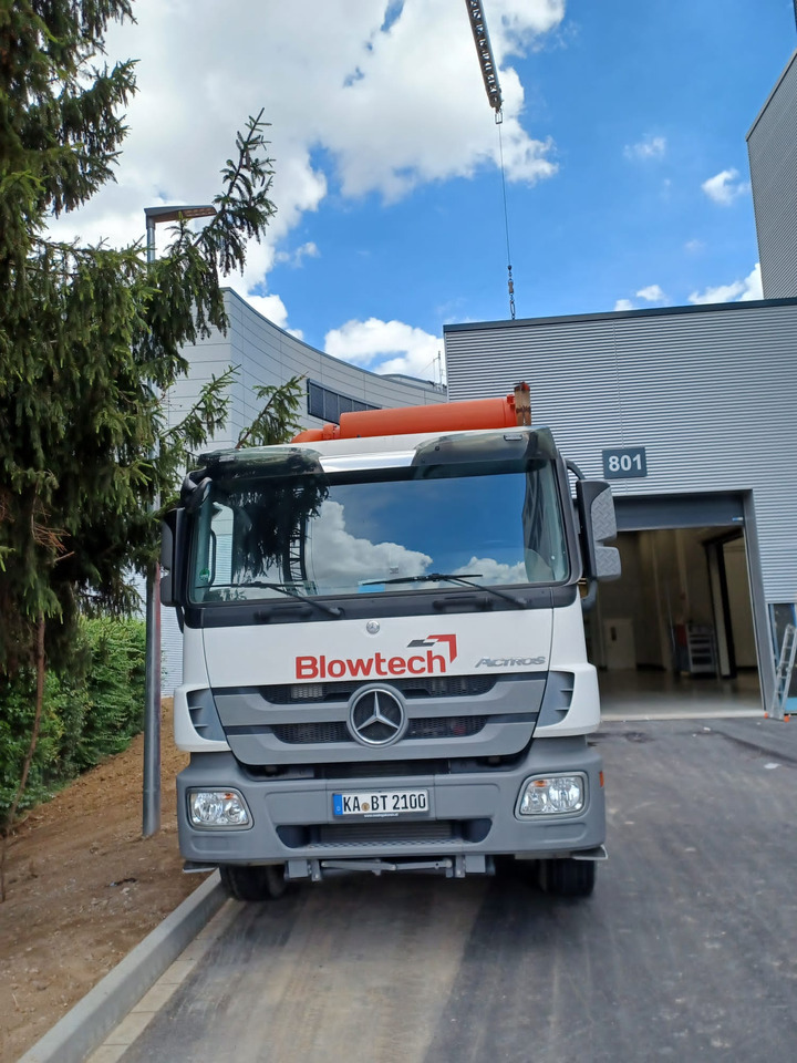 MERCEDES-BENZ Naaktgeboren Vacu-Press 8000 High-Lift V2A less km+hours! - Каналопочистваща машина: снимка 5 MERCEDES-BENZ Naaktgeboren Vacu-Press 8000 High-Lift V2A less km+hours! - Каналопочистваща машина: снимка 5