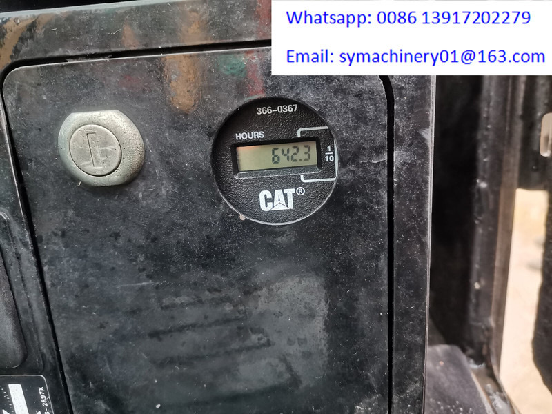 Caterpillar 305.5E2 - Верижен багер: снимка 3 Caterpillar 305.5E2 - Верижен багер: снимка 3