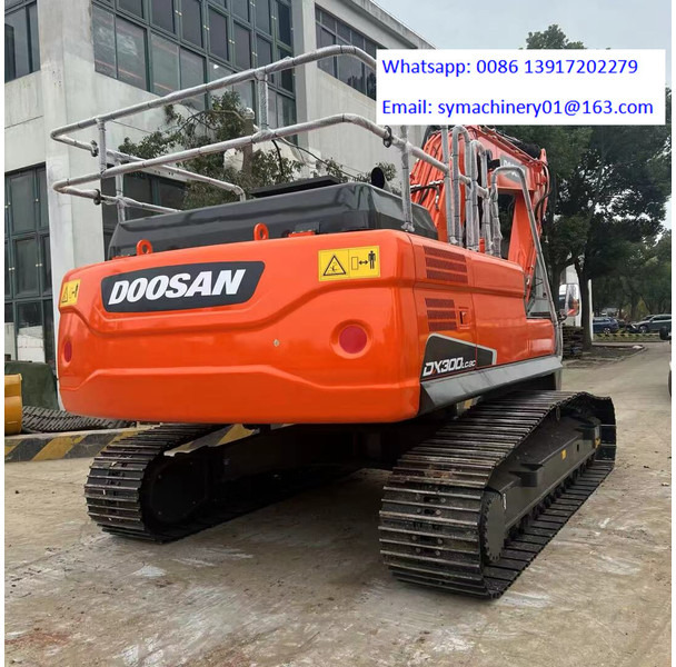 Doosan DX225LC - Верижен багер: снимка 3 Doosan DX225LC - Верижен багер: снимка 3
