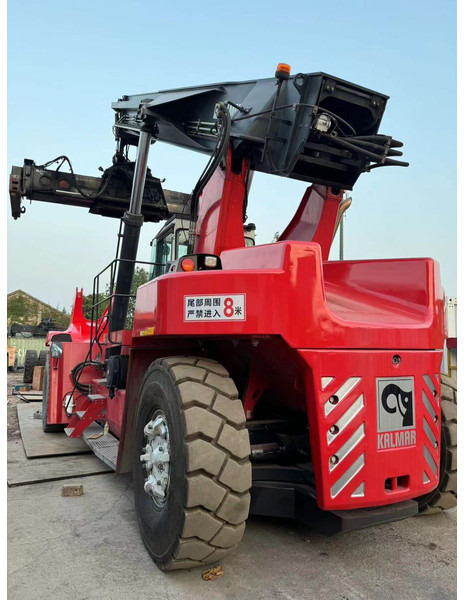 Kalmar DRU450 - Ричстакер: снимка 5 Kalmar DRU450 - Ричстакер: снимка 5