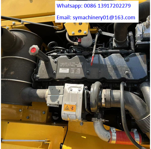 Komatsu PC210LC - Верижен багер: снимка 4 Komatsu PC210LC - Верижен багер: снимка 4