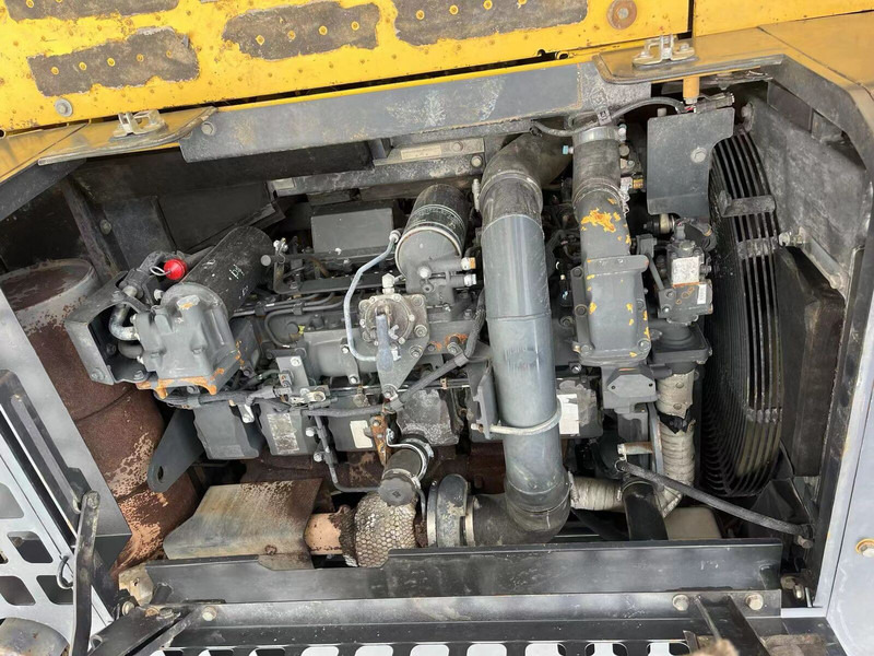 Komatsu PC400-8R - Верижен багер: снимка 4 Komatsu PC400-8R - Верижен багер: снимка 4