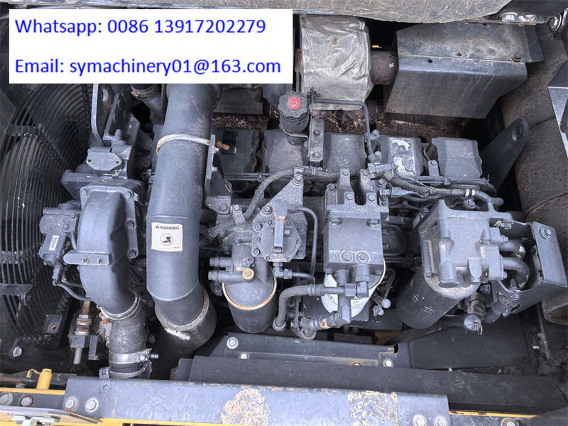 Верижен багер Komatsu PC450-8: снимка 19