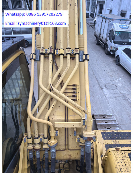 Верижен багер Komatsu PC450-8: снимка 15