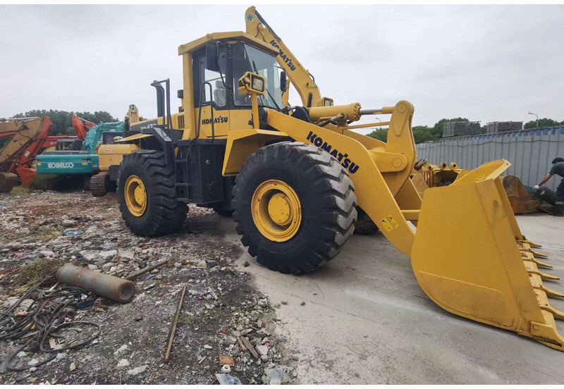 Komatsu WA470-3 - Колесен товарач: снимка 3 Komatsu WA470-3 - Колесен товарач: снимка 3