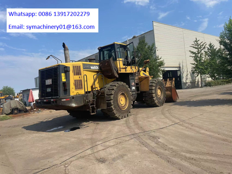 Komatsu WA600-6 - Колесен товарач: снимка 3 Komatsu WA600-6 - Колесен товарач: снимка 3