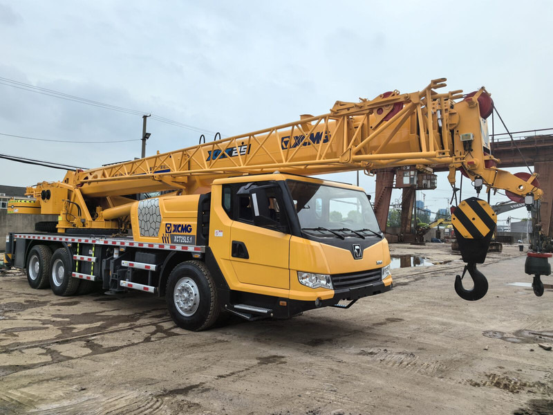 XCMG XCT25 - Кран за всякакви терени: снимка 4 XCMG XCT25 - Кран за всякакви терени: снимка 4