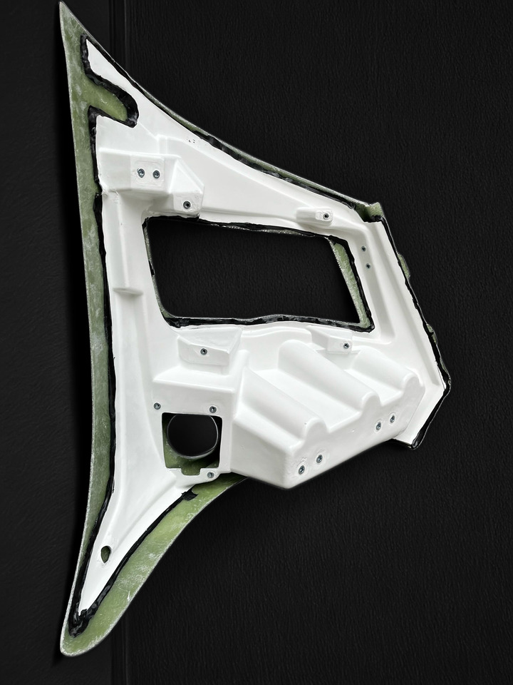 Narożnik, zderzak przedni lewy MAN LION'S COACH euro 6 MAN Lion’s Coach euro 6 - Броня за Туристически автобус: снимка 4 Narożnik, zderzak przedni lewy MAN LION'S COACH euro 6 MAN Lion’s Coach euro 6 - Броня за Туристически автобус: снимка 4