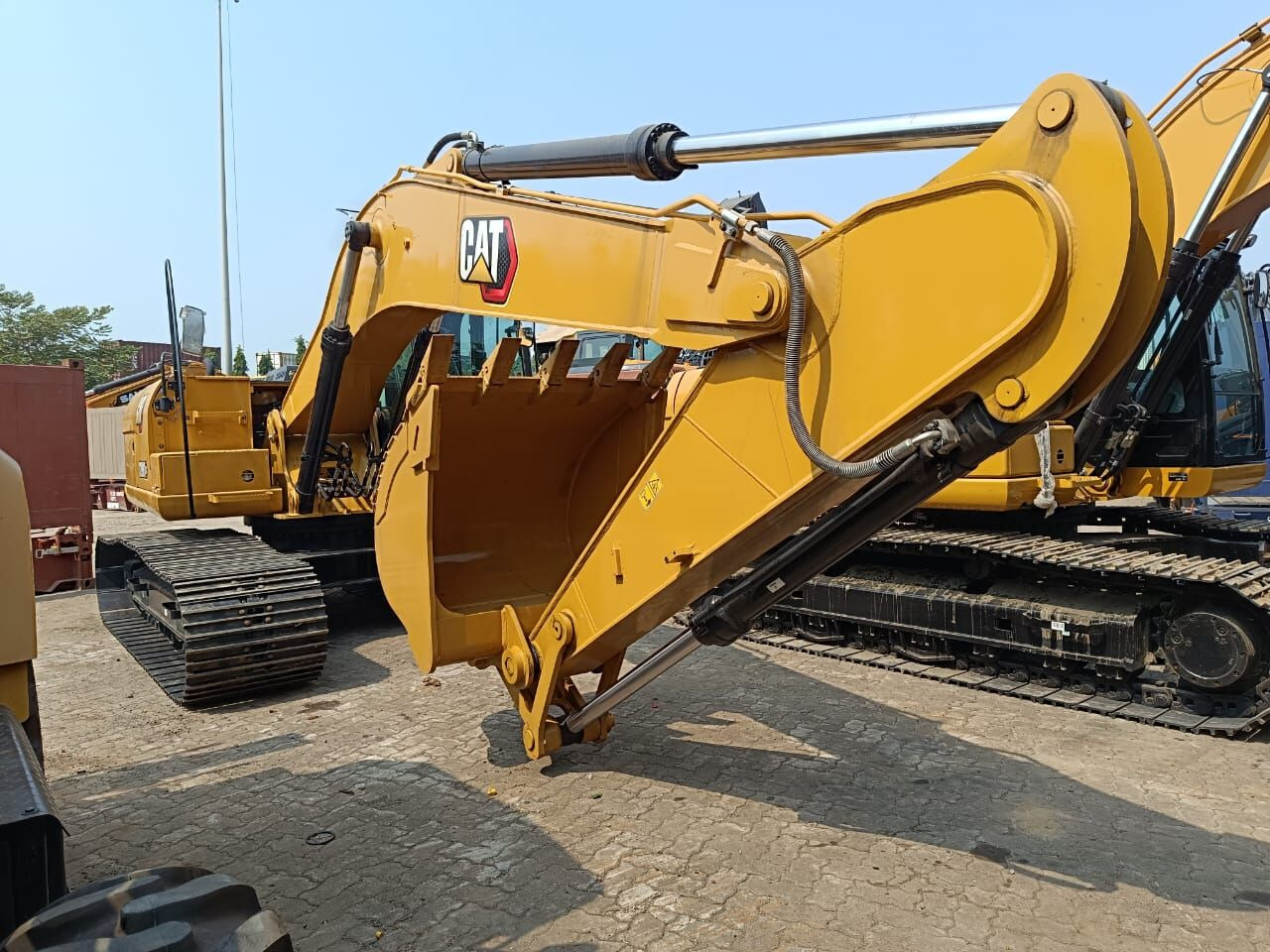 New Caterpillar 320D3GC tracked excavator - Верижен багер: снимка 1 New Caterpillar 320D3GC tracked excavator - Верижен багер: снимка 1
