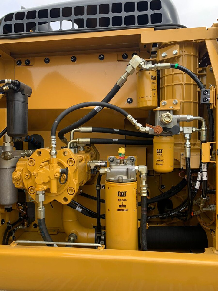 New Caterpillar 323D3 tracked excavator - Верижен багер: снимка 4 New Caterpillar 323D3 tracked excavator - Верижен багер: снимка 4