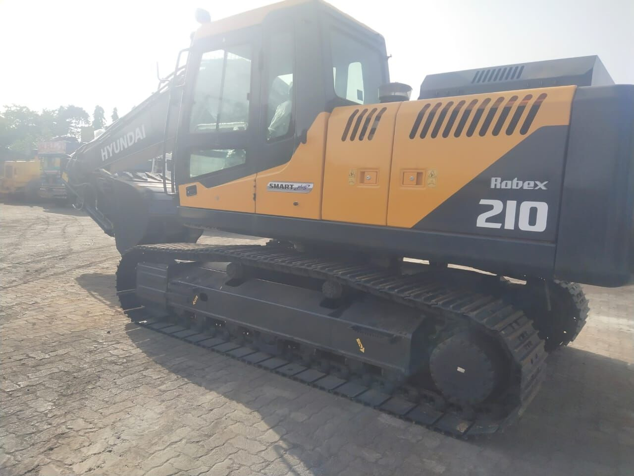 New Hyundai R210 tracked excavator - Верижен багер: снимка 4 New Hyundai R210 tracked excavator - Верижен багер: снимка 4