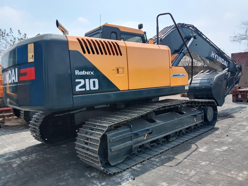 New Hyundai R210 tracked excavator - Верижен багер: снимка 1 New Hyundai R210 tracked excavator - Верижен багер: снимка 1