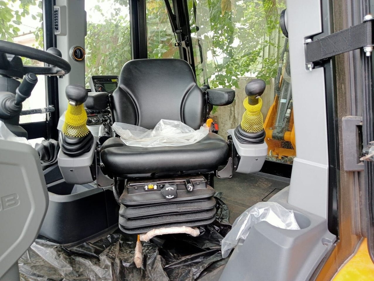 New JCB 3CX backhoe loader - Багер-товарач: снимка 1 New JCB 3CX backhoe loader - Багер-товарач: снимка 1