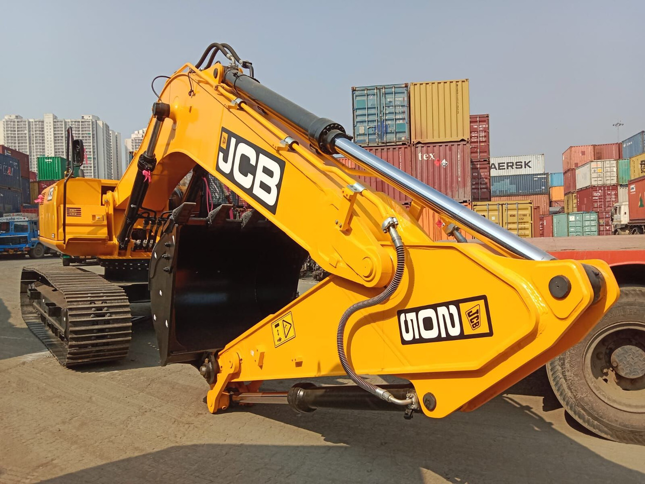 New JCB JS 200 tracked excavator - Верижен багер: снимка 2 New JCB JS 200 tracked excavator - Верижен багер: снимка 2