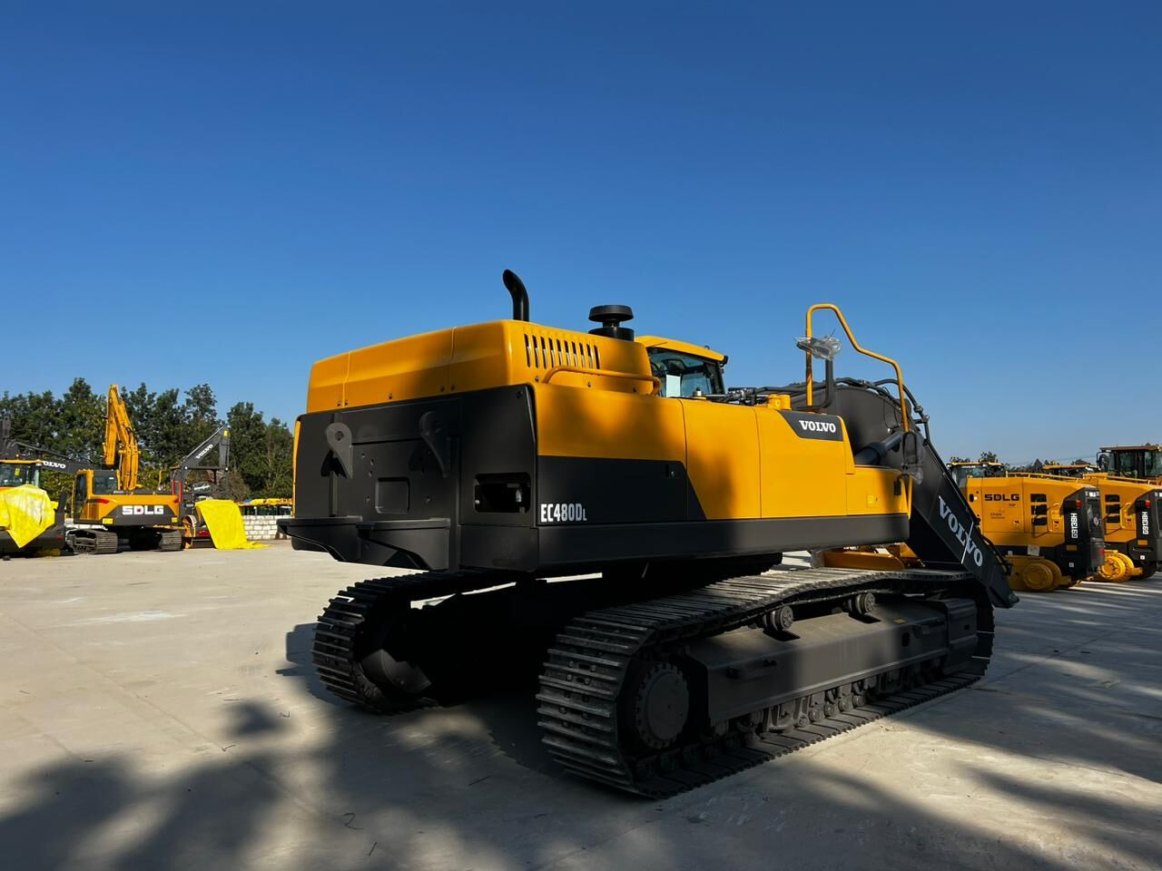 New Volvo EC480DL tracked excavator - Верижен багер: снимка 1 New Volvo EC480DL tracked excavator - Верижен багер: снимка 1