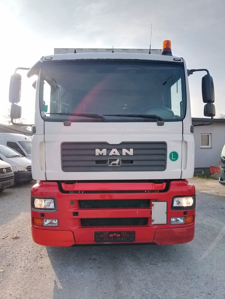 MAN TGA 18 320 - Контейнеровоз/ Сменна каросерия камион: снимка 5 MAN TGA 18 320 - Контейнеровоз/ Сменна каросерия камион: снимка 5