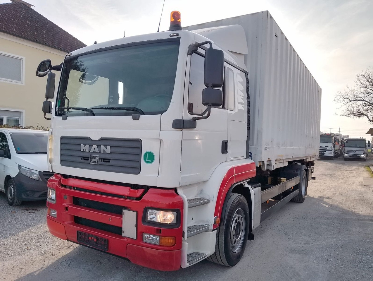 MAN TGA 18 320 - Контейнеровоз/ Сменна каросерия камион: снимка 1 MAN TGA 18 320 - Контейнеровоз/ Сменна каросерия камион: снимка 1