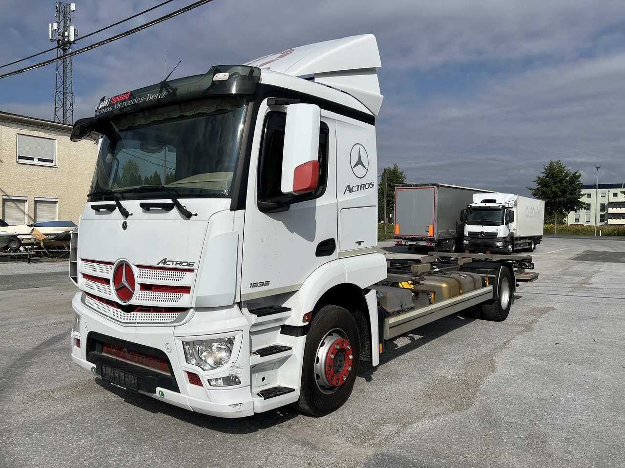 MERCEDES-BENZ ACTROS 18 36 | Klima | Kamera | Diff. | - Контейнеровоз/ Сменна каросерия камион: снимка 1 MERCEDES-BENZ ACTROS 18 36 | Klima | Kamera | Diff. | - Контейнеровоз/ Сменна каросерия камион: снимка 1