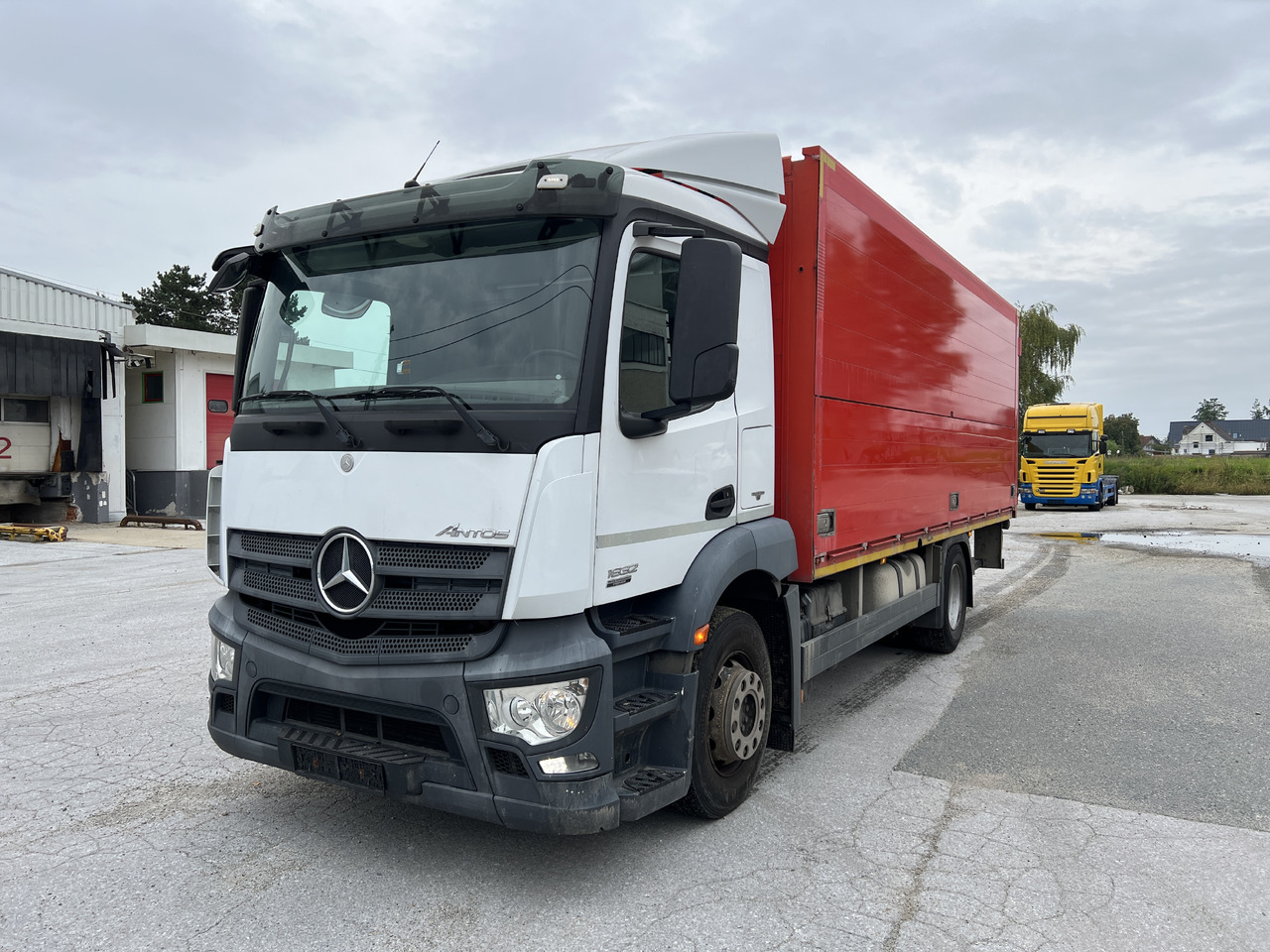 MERCEDES-BENZ ANTOS  1832 Getränkw.  LBW | Klima |  EURO 6 - За напитки камион: снимка 1 MERCEDES-BENZ ANTOS  1832 Getränkw.  LBW | Klima |  EURO 6 - За напитки камион: снимка 1