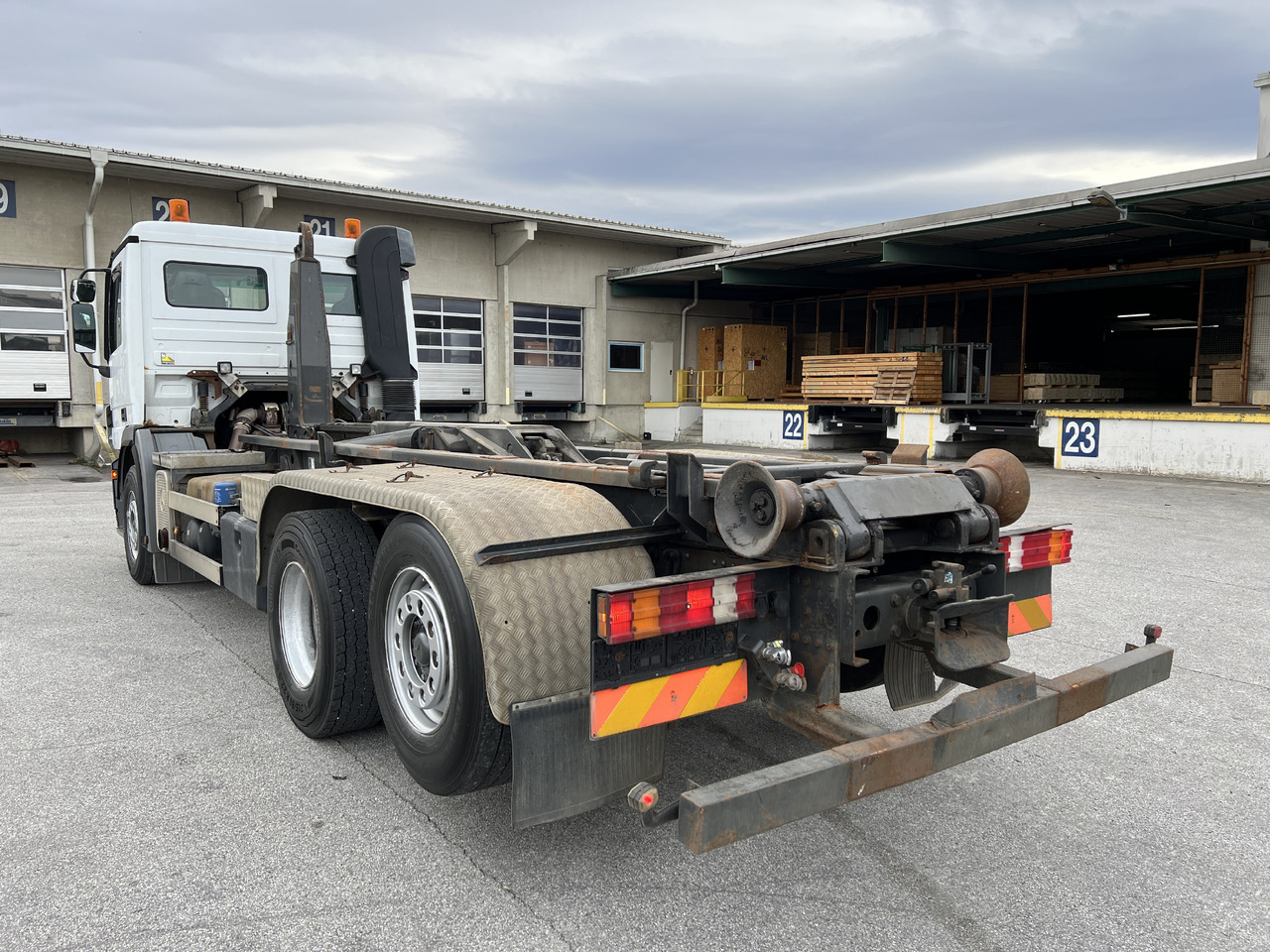 MERCEDES-BENZ Actros 25 41 | Retarder | Kupplung | Differenzial | Liftachse - Мултилифт с кука камион: снимка 3 MERCEDES-BENZ Actros 25 41 | Retarder | Kupplung | Differenzial | Liftachse - Мултилифт с кука камион: снимка 3