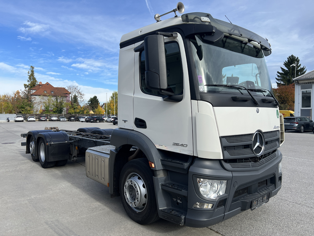 MERCEDES-BENZ Antos 25 40 | Standheizung | Klima | Liftachse - Шаси кабина: снимка 2 MERCEDES-BENZ Antos 25 40 | Standheizung | Klima | Liftachse - Шаси кабина: снимка 2