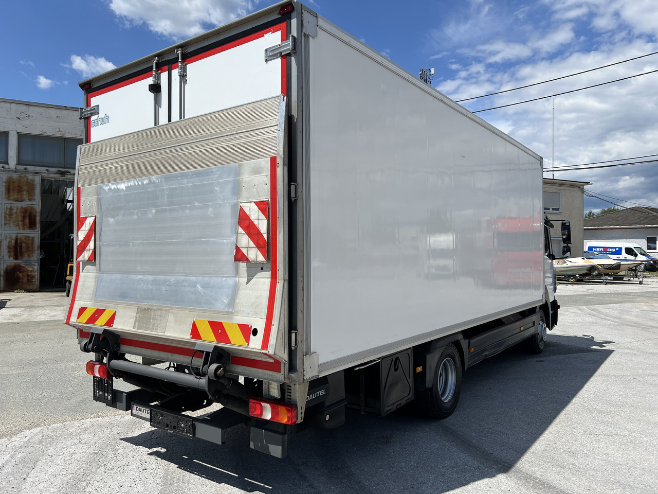 MERCEDES-BENZ Mercedes-Benz Atego 1221 Kühlkoffer mit LBW | EZ 2016 | | Klima | Tempomat | Diff. Hinterachse - Рефрижератор камион: снимка 5 MERCEDES-BENZ Mercedes-Benz Atego 1221 Kühlkoffer mit LBW | EZ 2016 | | Klima | Tempomat | Diff. Hinterachse - Рефрижератор камион: снимка 5