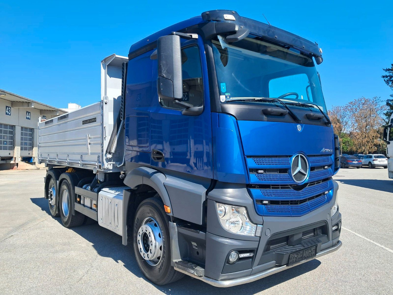 Mercedes-Benz Actros 2651 Dreiseitk.|Lift-Lenk | Klima | Retar - Самосвал камион: снимка 2 Mercedes-Benz Actros 2651 Dreiseitk.|Lift-Lenk | Klima | Retar - Самосвал камион: снимка 2