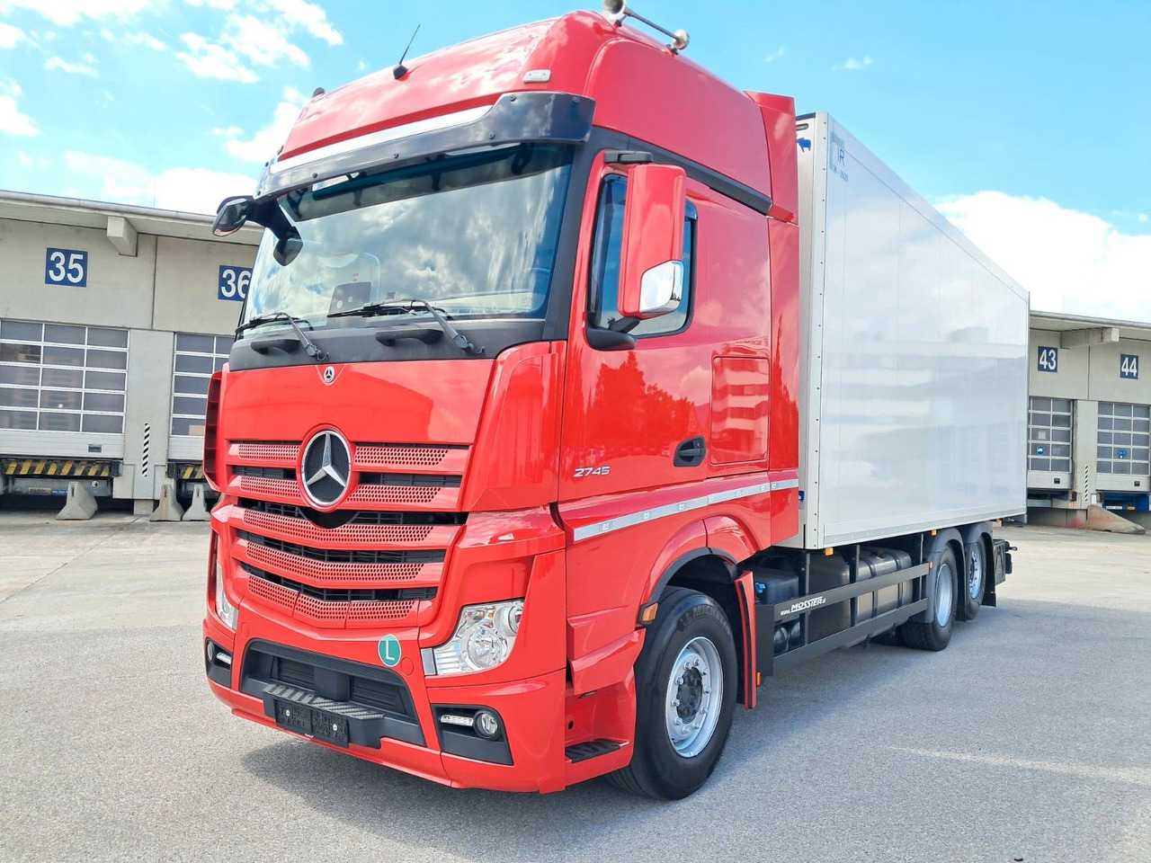 Mercedes-Benz Actros 2745 Kühlkoff | Standklima/heiz | Liftach - Рефрижератор камион: снимка 1 Mercedes-Benz Actros 2745 Kühlkoff | Standklima/heiz | Liftach - Рефрижератор камион: снимка 1