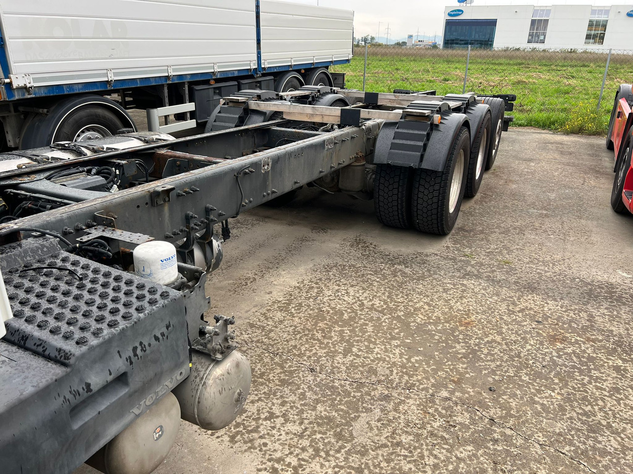 VOLVO FH 540 8x4 Fahrgestell - Шаси кабина: снимка 5 VOLVO FH 540 8x4 Fahrgestell - Шаси кабина: снимка 5