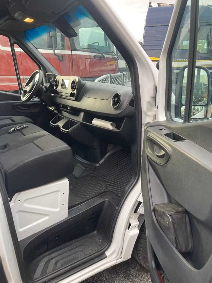Mercedes-Benz Sprinter AWD 316 - Хладилен бус: снимка 2 Mercedes-Benz Sprinter AWD 316 - Хладилен бус: снимка 2