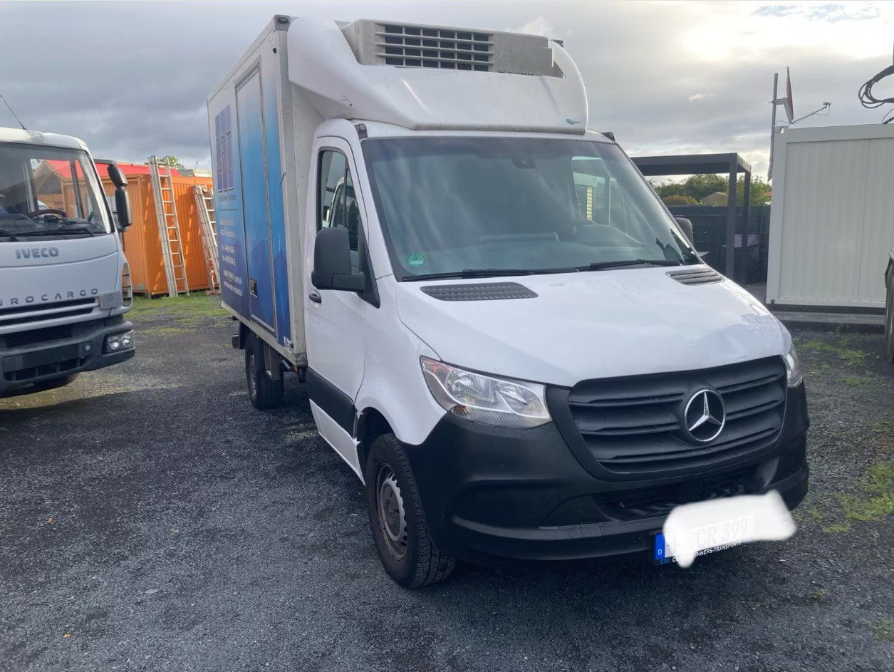Mercedes-Benz Sprinter AWD 316 - Хладилен бус: снимка 1 Mercedes-Benz Sprinter AWD 316 - Хладилен бус: снимка 1