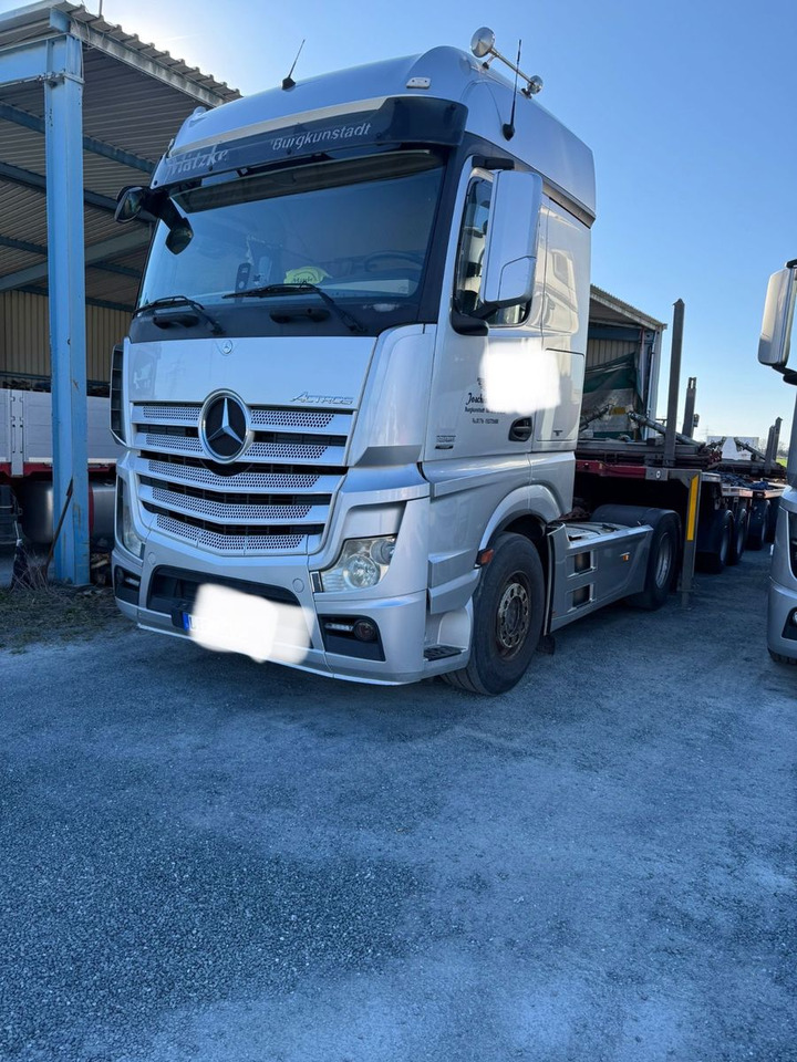 Mercedes-Benz Actros 1851 TÜV NEU TOP ZUSTAND - Влекач: снимка 2 Mercedes-Benz Actros 1851 TÜV NEU TOP ZUSTAND - Влекач: снимка 2