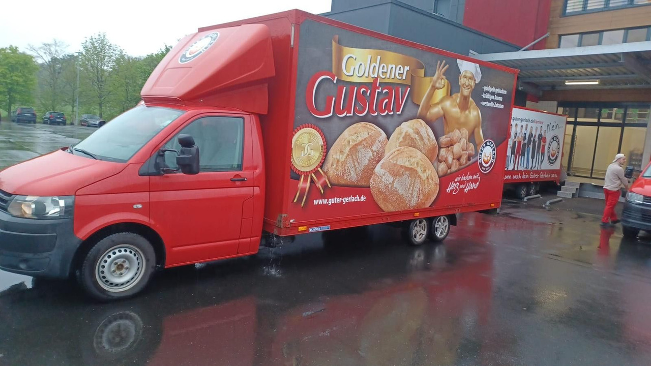 Volkswagen T5 2.0tdi mit Rampe 3ACHSER Tandemachse - Лекотоварен автомобил фургон: снимка 1 Volkswagen T5 2.0tdi mit Rampe 3ACHSER Tandemachse - Лекотоварен автомобил фургон: снимка 1