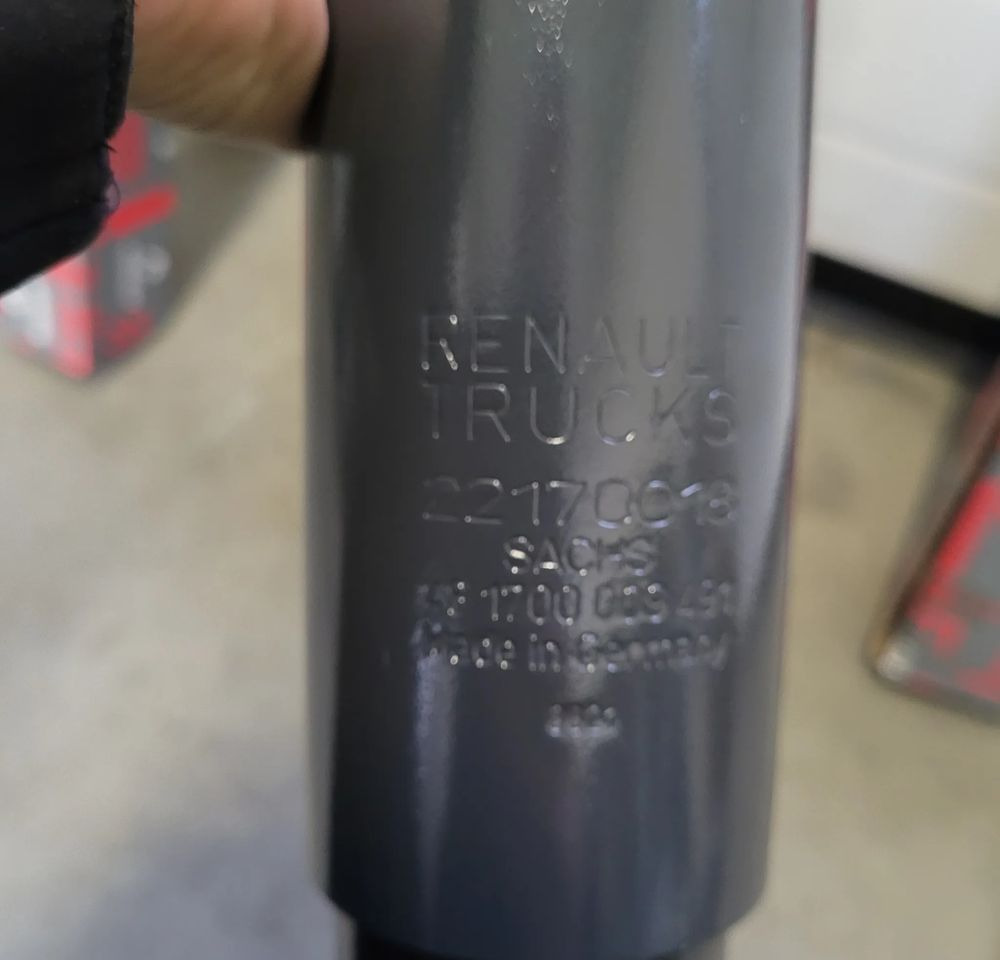 AMORTYZATORY NOWE ORYGINAL RENAULT RANGE T GAMA 742217018 22170016 - Амортизатор за Камион: снимка 2 AMORTYZATORY NOWE ORYGINAL RENAULT RANGE T GAMA 742217018 22170016 - Амортизатор за Камион: снимка 2