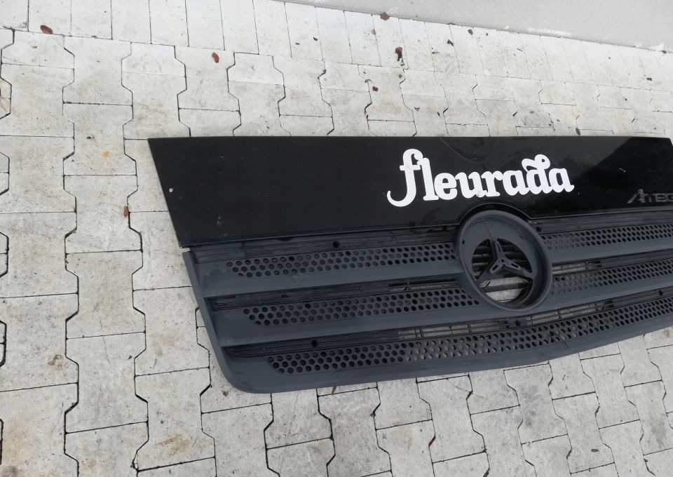 Капо ATRAPA GRILL MASKA MERCEDES ATEGO EURO6: снимка 6
