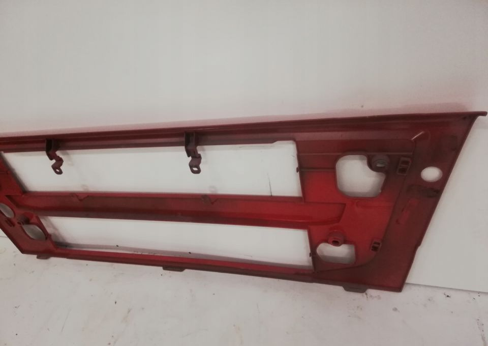 ATRAPA GRILL VOLVO FH13 - Радиаторна решетка за Камион: снимка 4 ATRAPA GRILL VOLVO FH13 - Радиаторна решетка за Камион: снимка 4